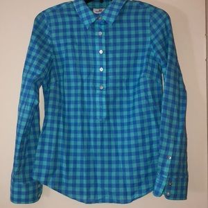 Button Down Vineyard Vines shirt